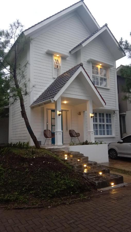 Alana Farmhouse Syariah Villa Garut Dış mekan fotoğraf